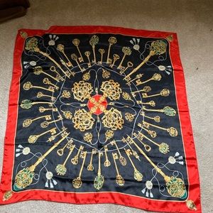 Large scarf Versace inspired print